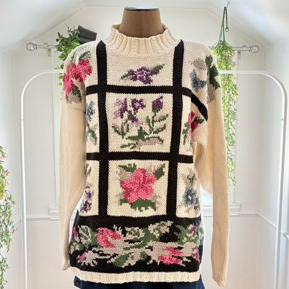 Floral Patterned Women's Sweater